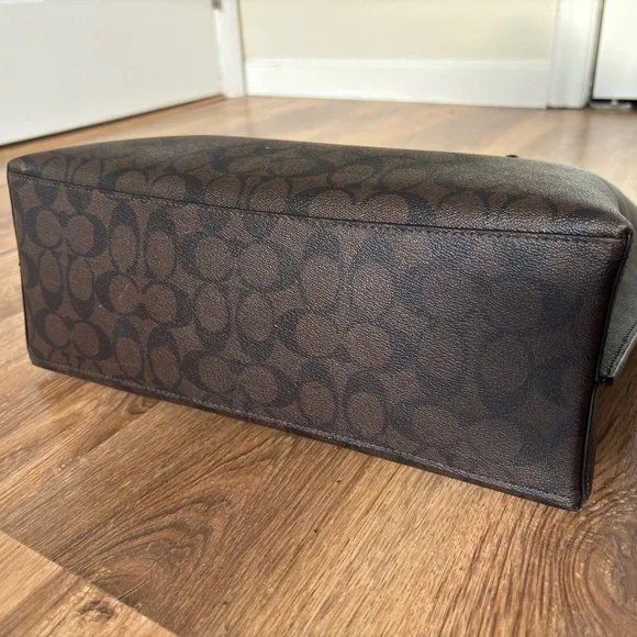 Coach Mollie Tote Bag In Signature
Canvas Black and Brown - Picture 9 of 9